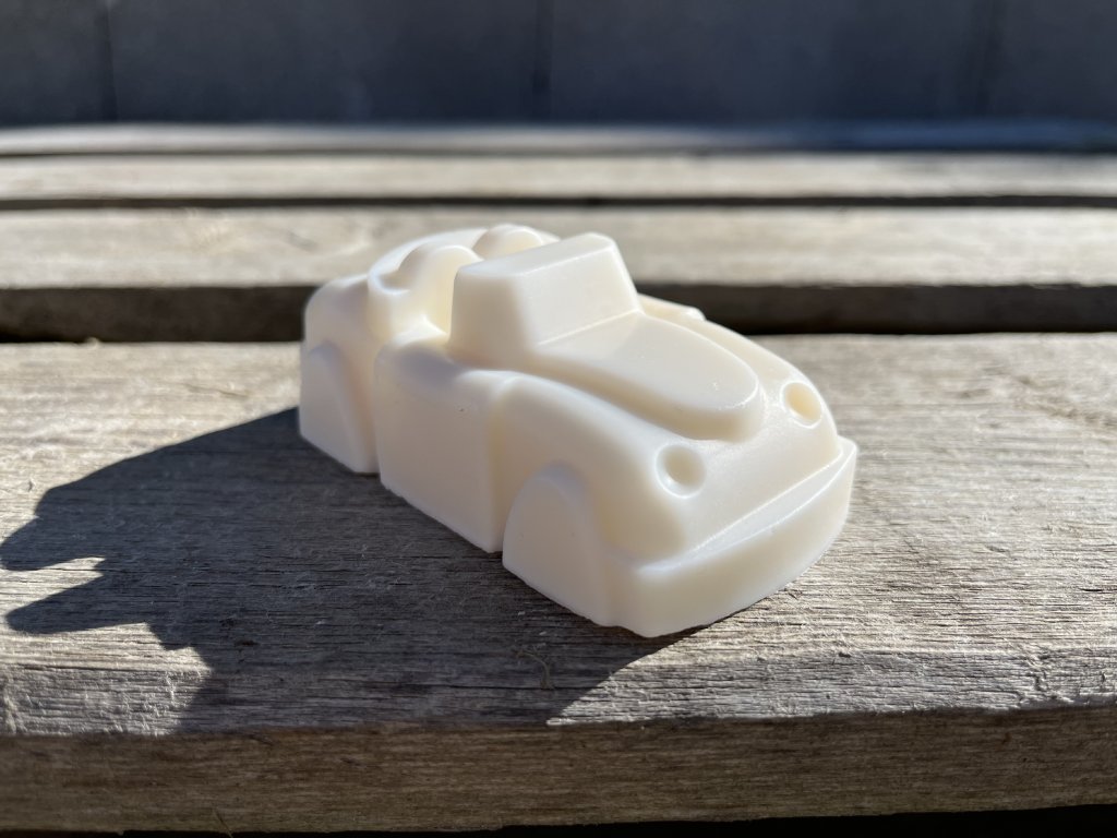 PROTOŽE JSI Pečující mýdlo pro suchou a citlivou pokožku celého těla autíčko Brouk (105g)