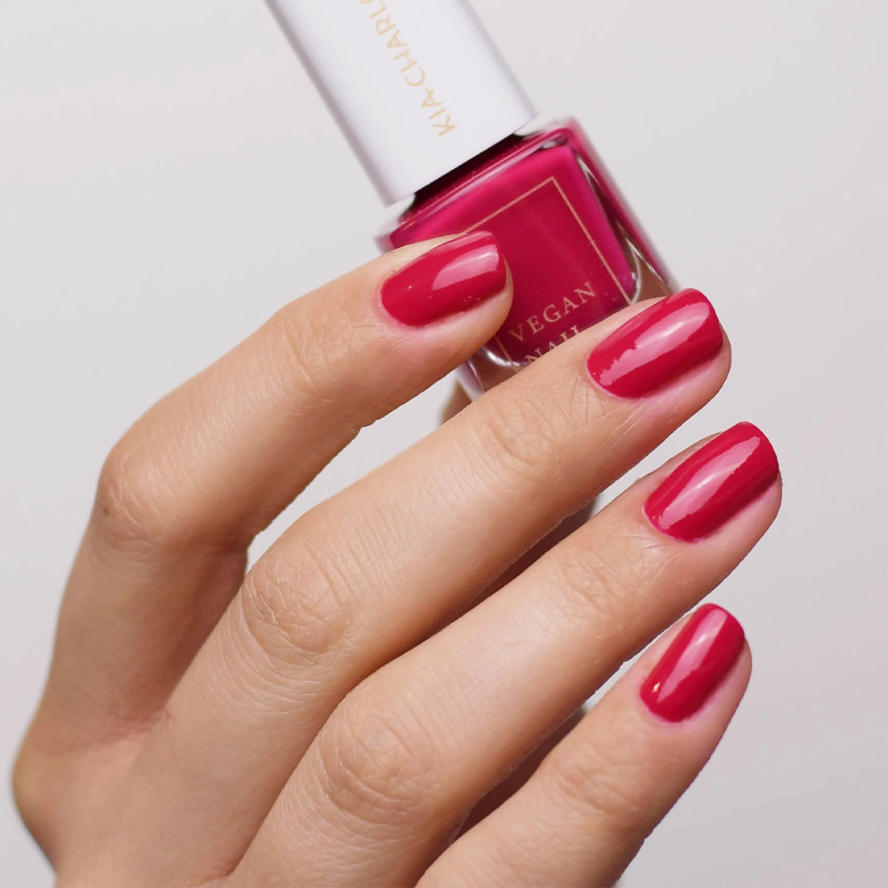 KIA CHARLOTTA Lak na nehty - Midsummer Magic  (5ml)