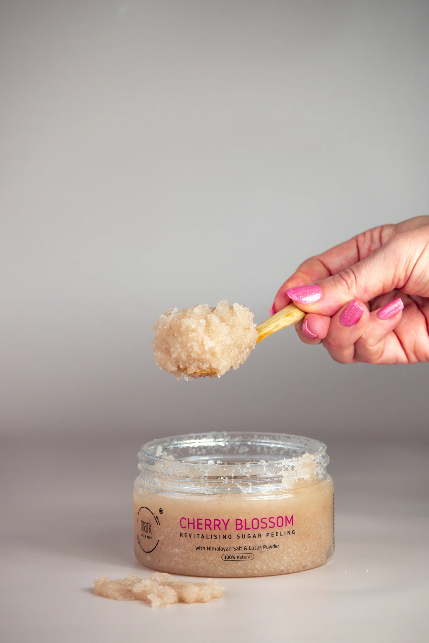 MARK Sugar scrub Cherry Blossom - s lotosovým pudrem (200ml)