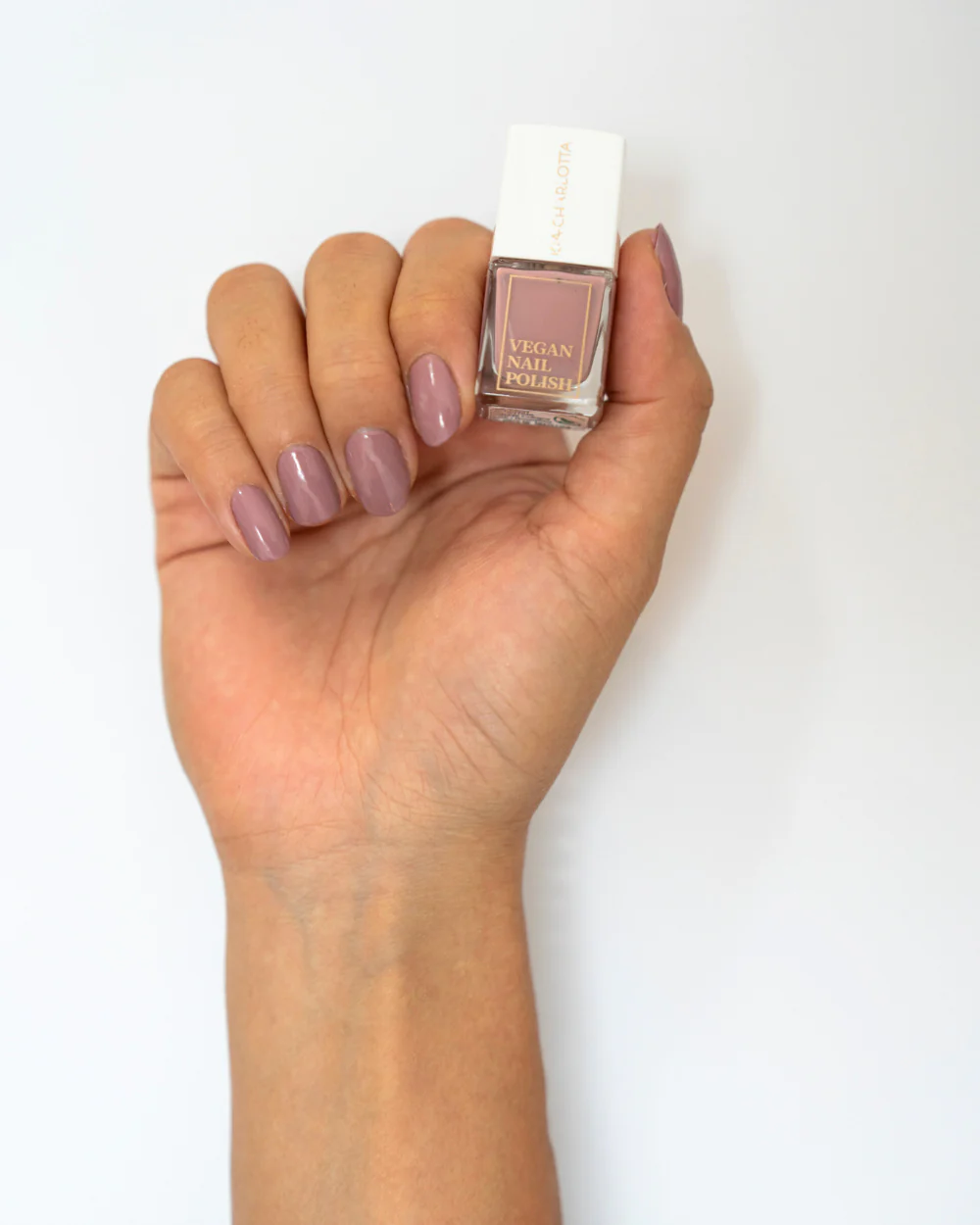 KIA CHARLOTTA Lak na nehty - Blush (5ml)
