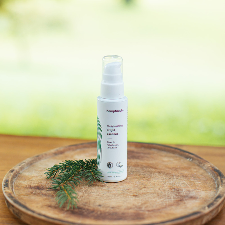 HEMPTOUCH Hydratační rozjasňující esence