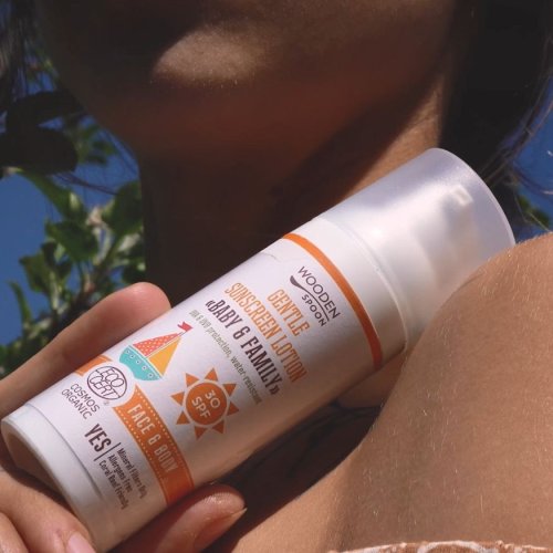 WOODEN SPOON Opalovací tělové mléko SPF 30 (50ml) - EXPIRACE 05/26 - SLEVA 30%