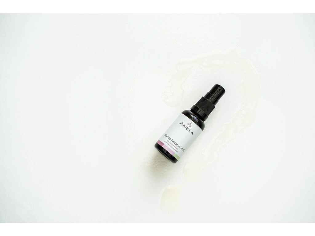 ANELA Sladce bezstarostná - vitamínové sérum pro všechny typy pleti