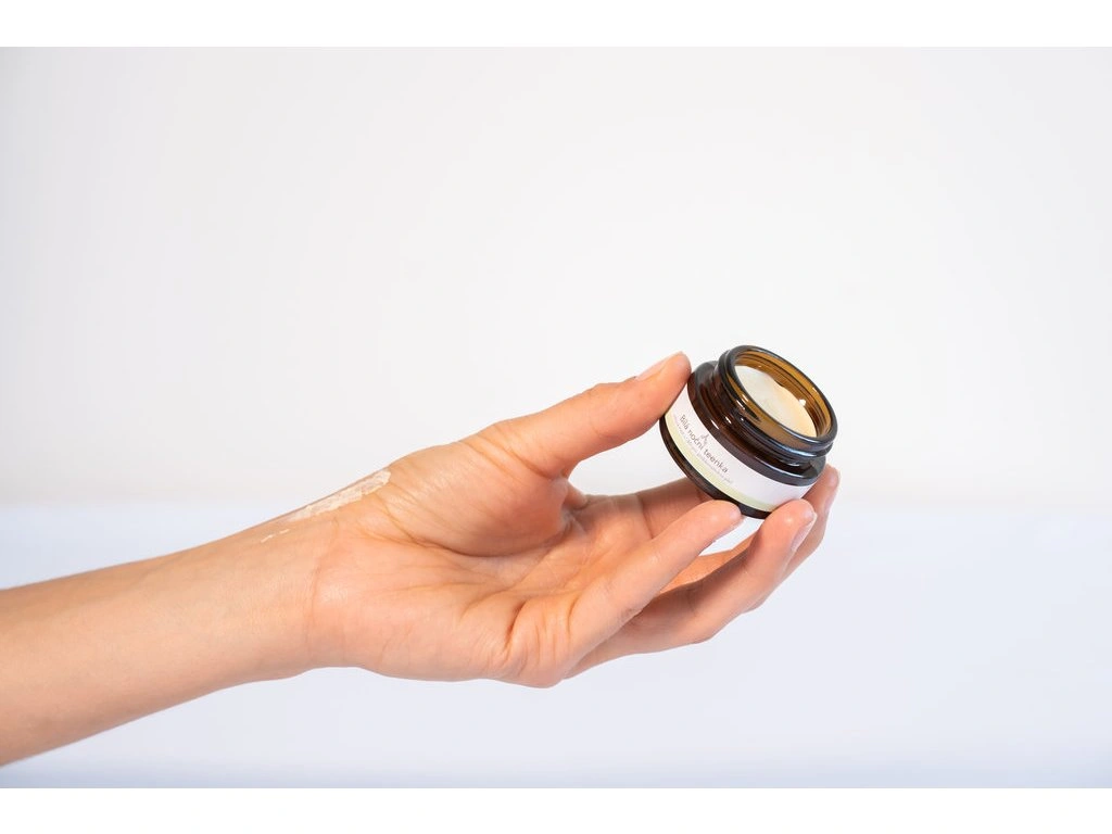 ANELA Bílá noční teenka - zinková mast s CBD pro problematickou pleť