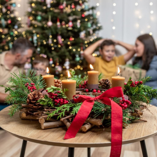 TVOJE SVÍČKA Adventní sada VČELÍ SVÍCE - válec (4x6cm)